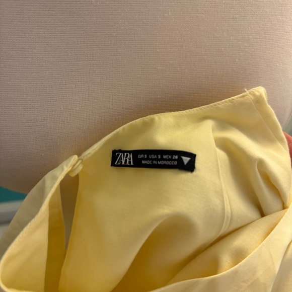 Zara butter yellow cropped shirt with bubble sleeves - Size S - Picture 4 of 4